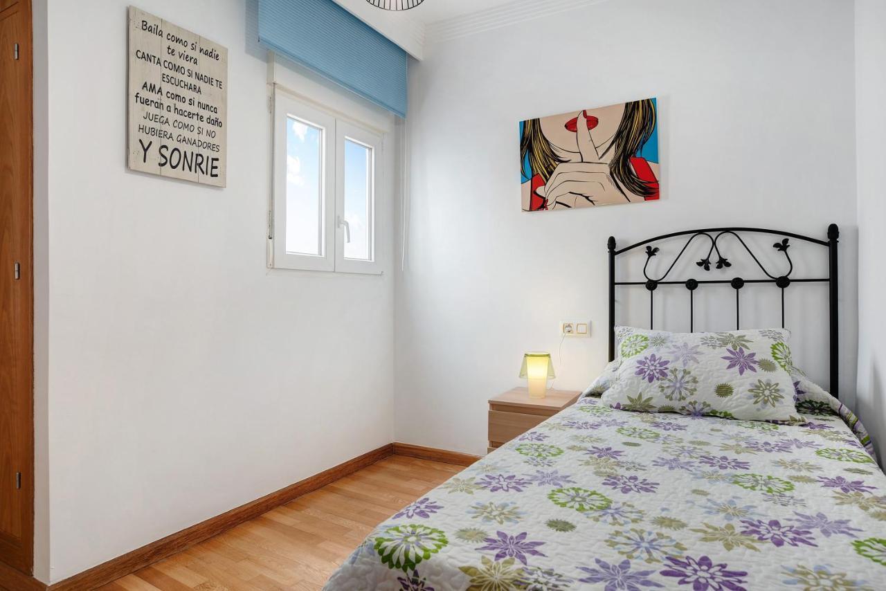 Apartamento Sol - Solo Familias Conil De La Frontera Extérieur photo
